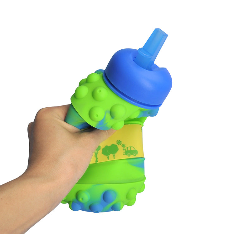 Kids Collapsible Water Bottle BPA Free Silicone Reusable Leakproof Safe Drinks Bottle 20oz (Green/Blue)